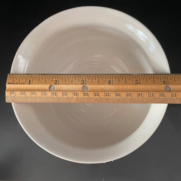 Studio Pottery Bowl White with Applied Flowers or Mice 6" Wide 3.5" Tall Signed - Picture 10 of 12